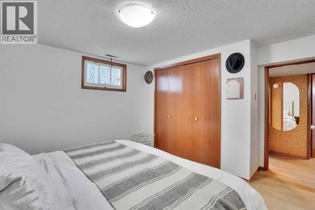 36 Malibou Road SW — photo 24