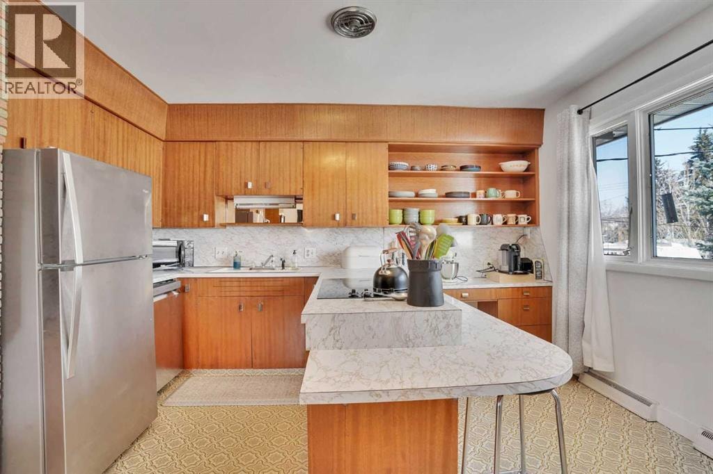 36 Malibou Road SW — photo 14