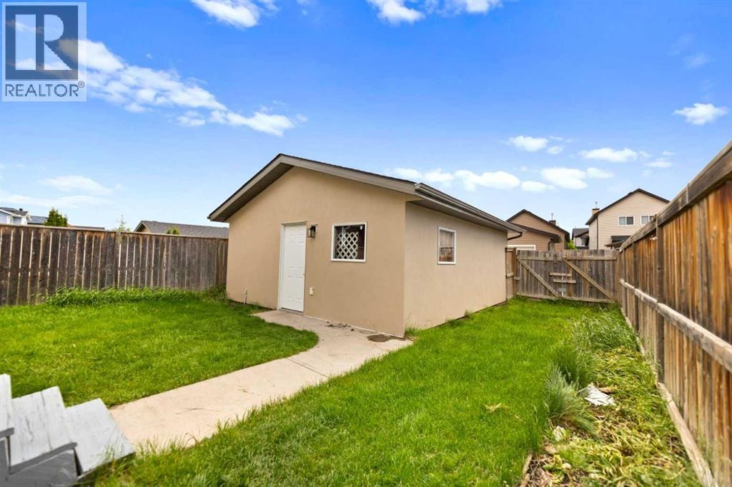 11 Saddlebrook Gardens NE — photo 7