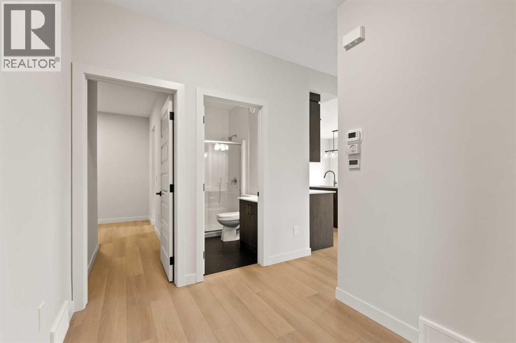 38 Waterford Mews — photo 3