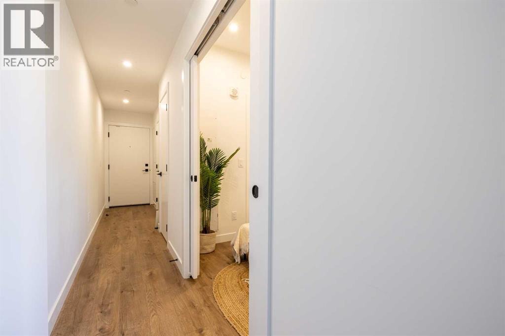 307, 110 18A Street NW — photo 15