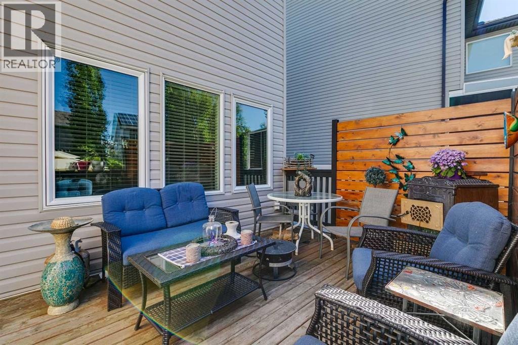 23 Kingston View SE — photo 43