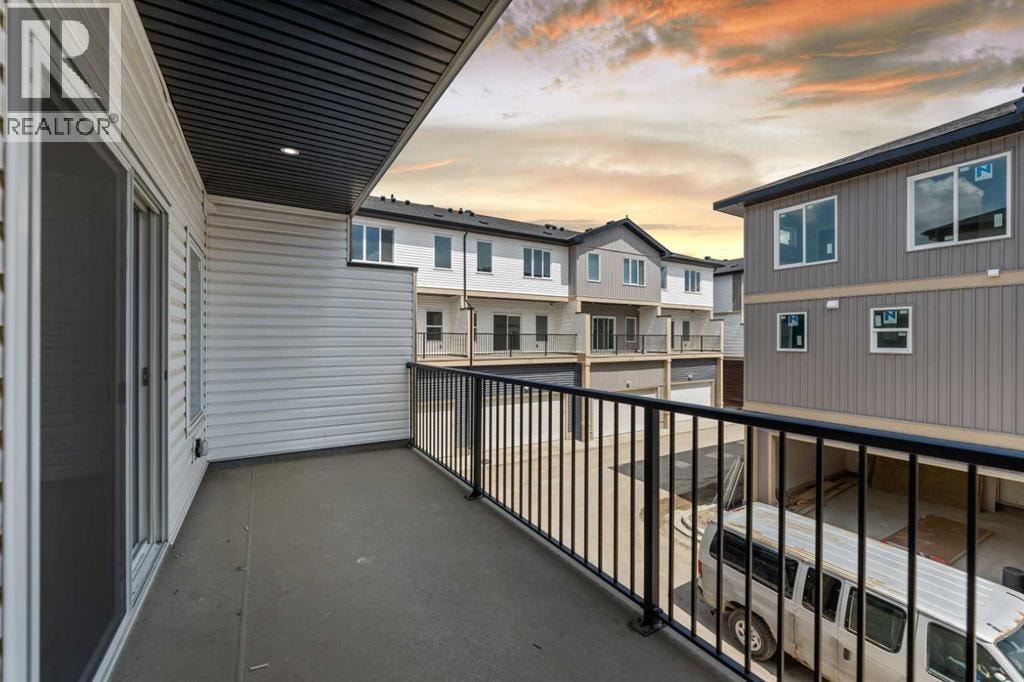 602, 90 Corner Meadows Manor NE — photo 21