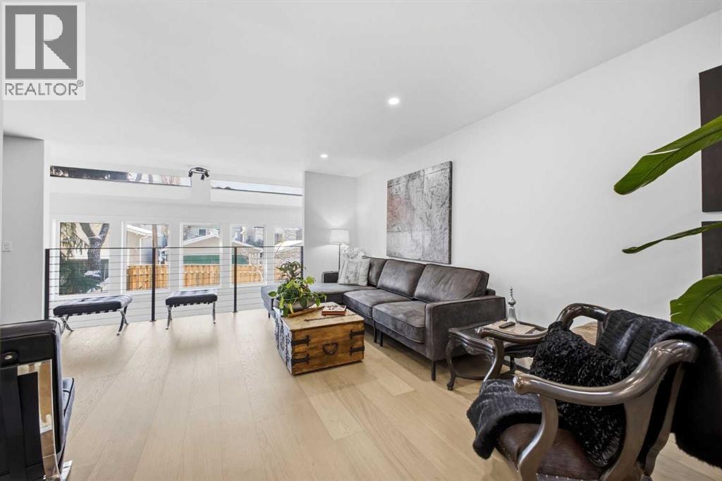 3817 18 Street SW — photo 20