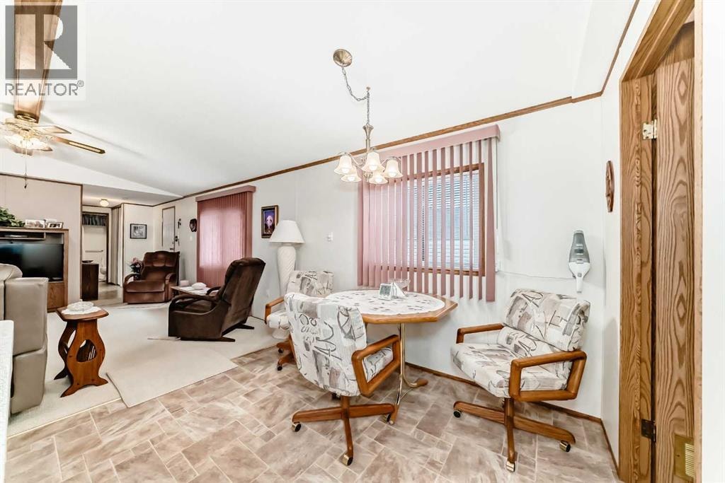 138, 99 Arbour Lake Road NW — photo 10