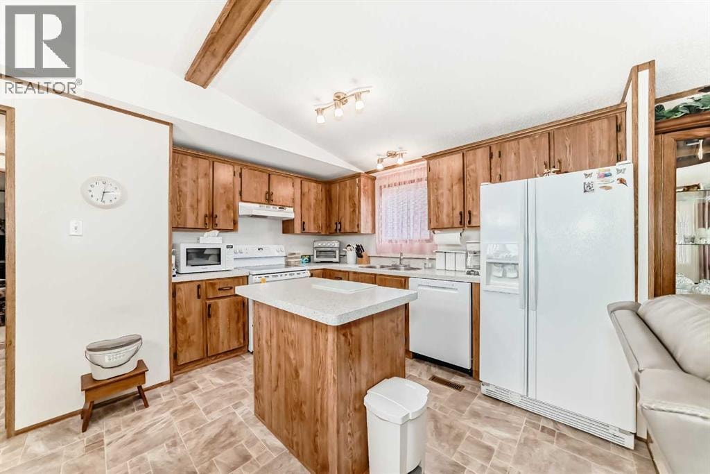 138, 99 Arbour Lake Road NW — photo 3