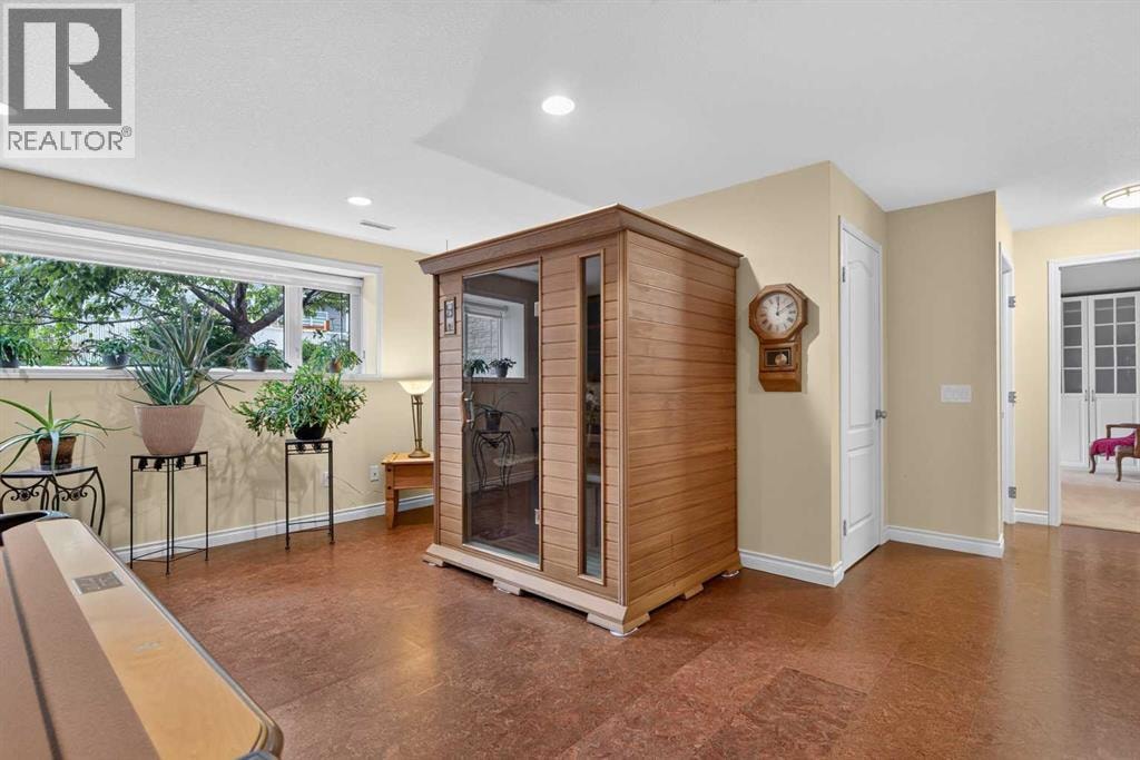 762 Stonehaven Drive — photo 32