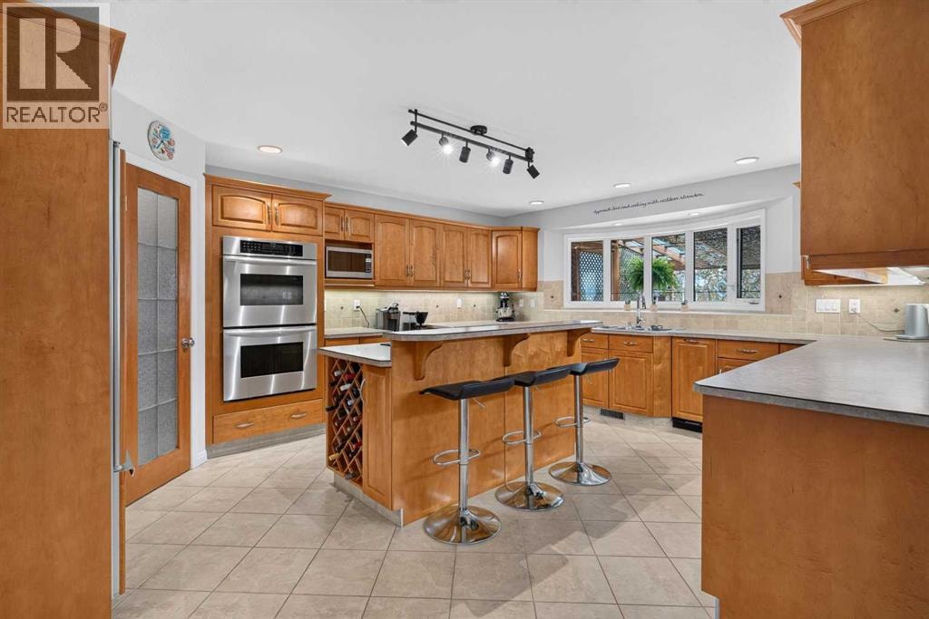 762 Stonehaven Drive — photo 12