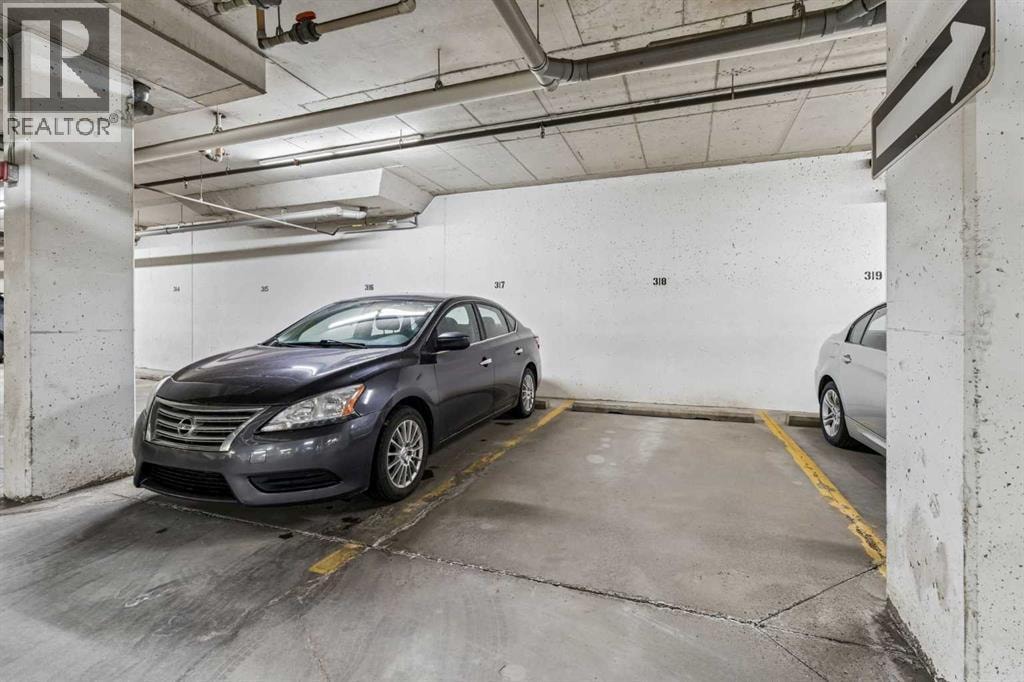 216, 70 Royal Oak Plaza NW — photo 15