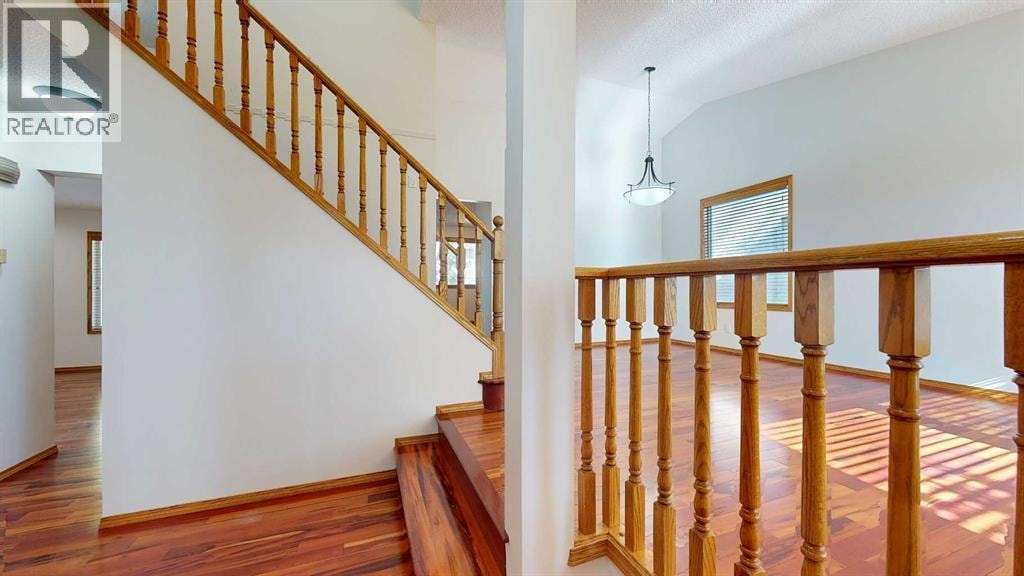 60 Sunmeadows Court SE — photo 3
