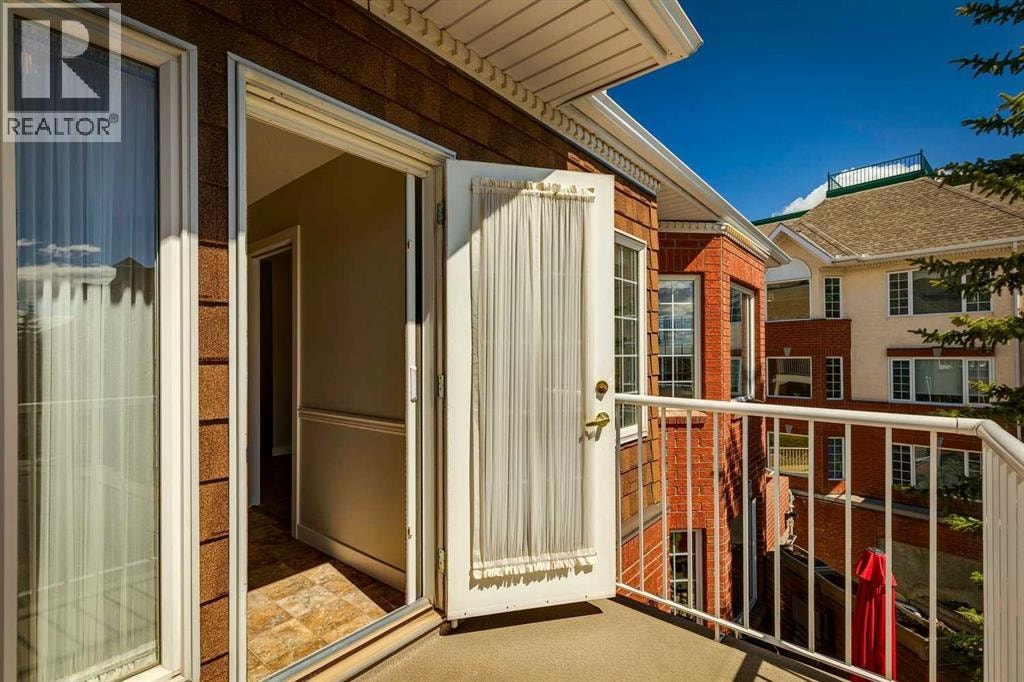 1213, 1213 Sienna Park Green SW — photo 18