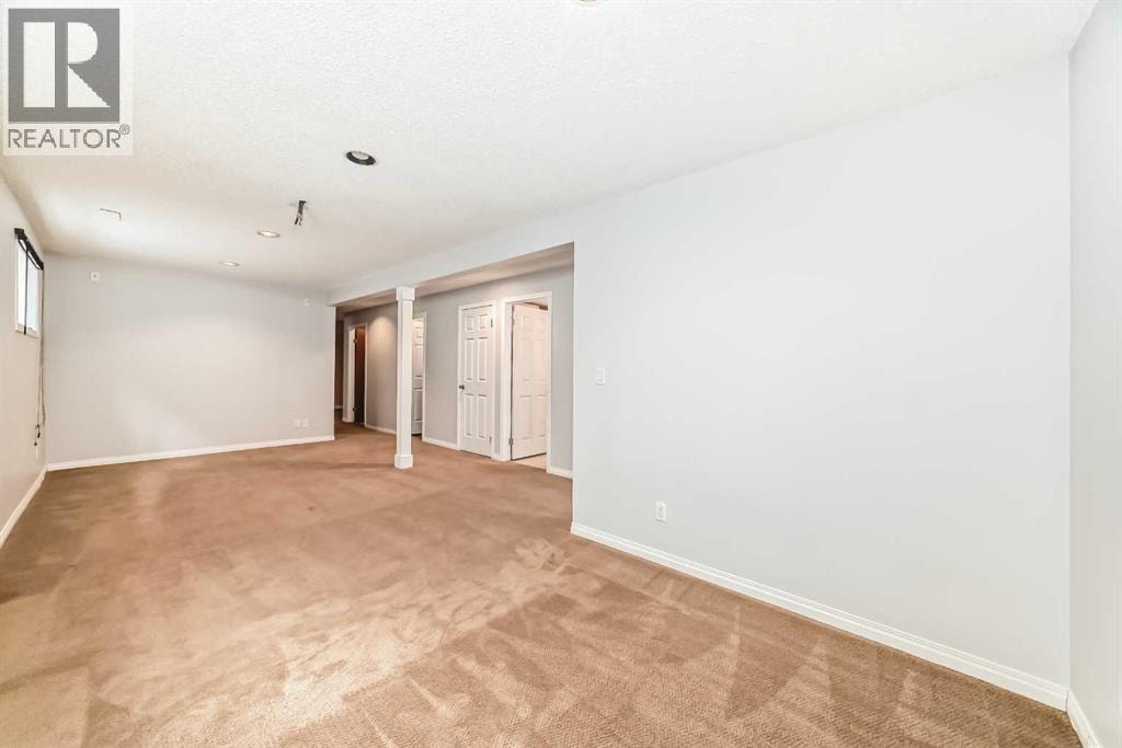 1011 17A Street NE — photo 32