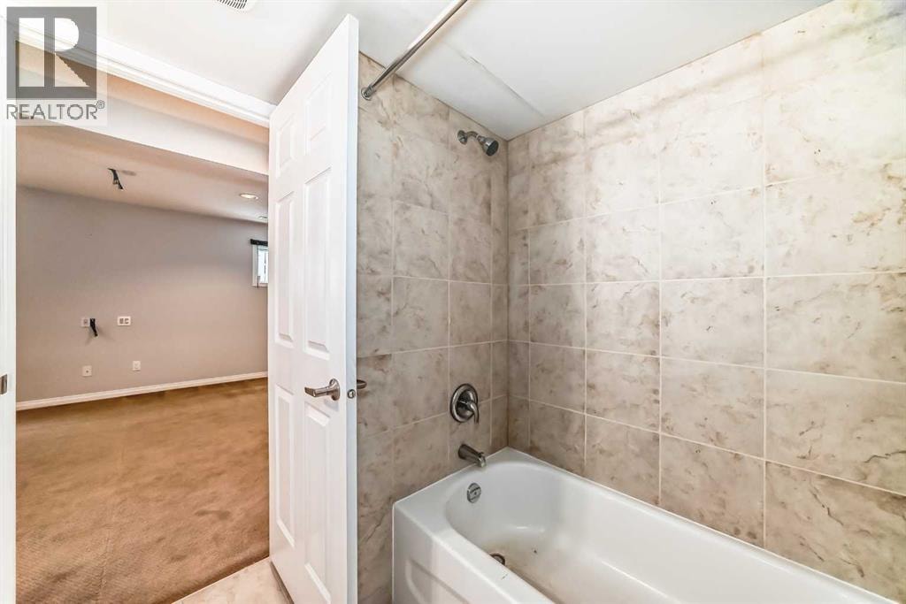 1011 17A Street NE — photo 42
