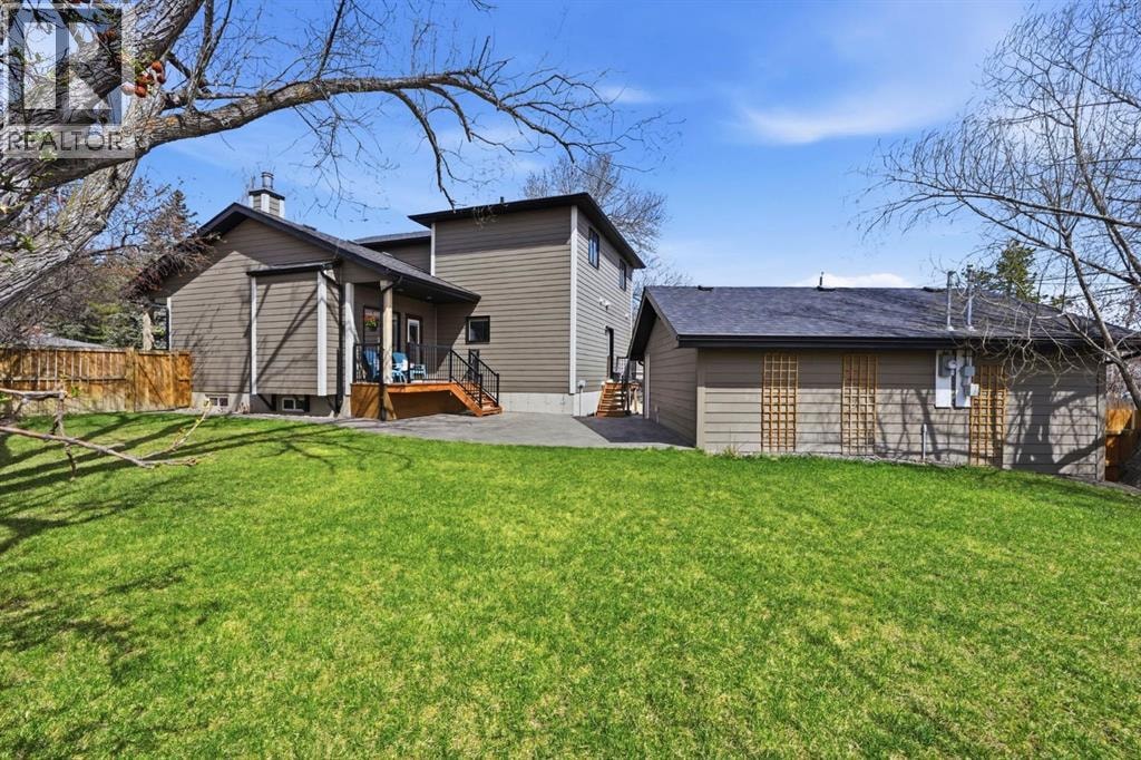 29 Winchester Crescent SW — photo 3