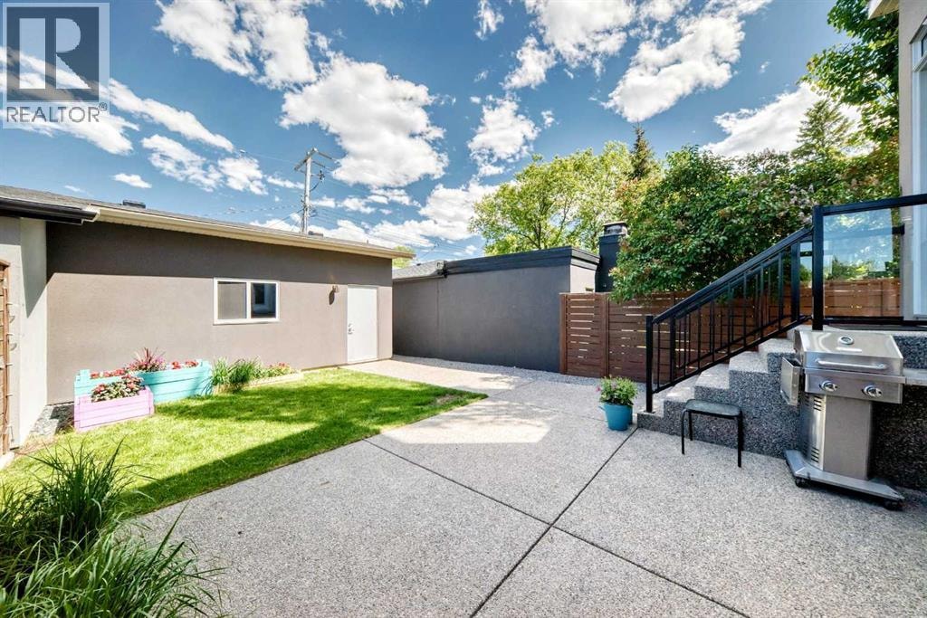 4906 21 Street SW — photo 47