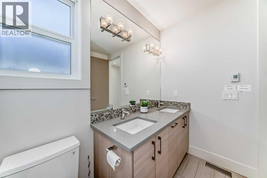 4906 21 Street SW — photo 33