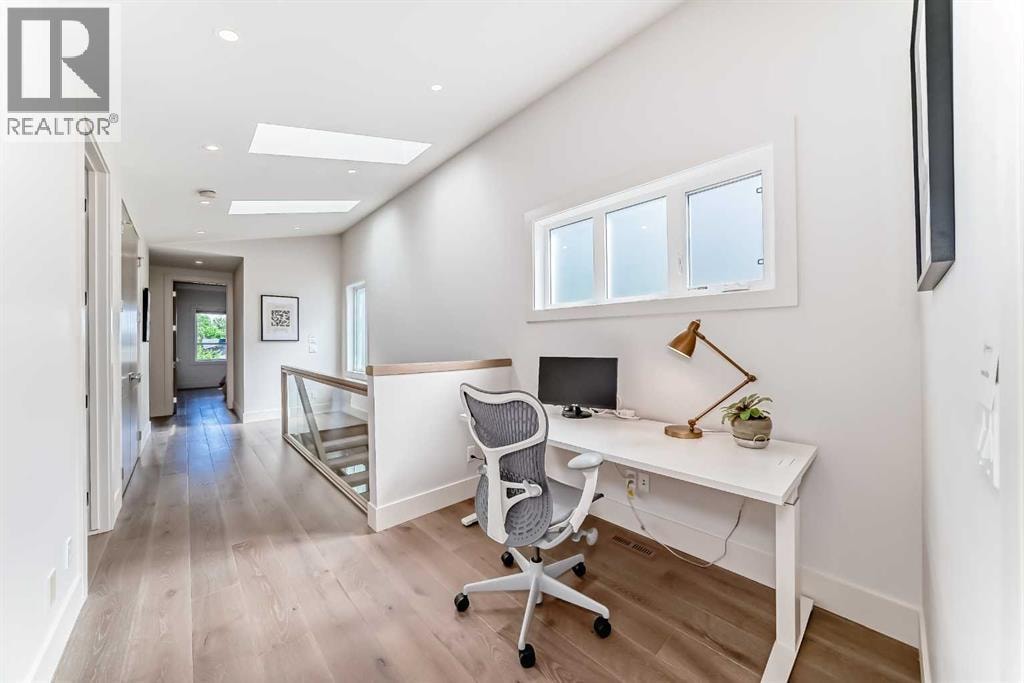 4906 21 Street SW — photo 36