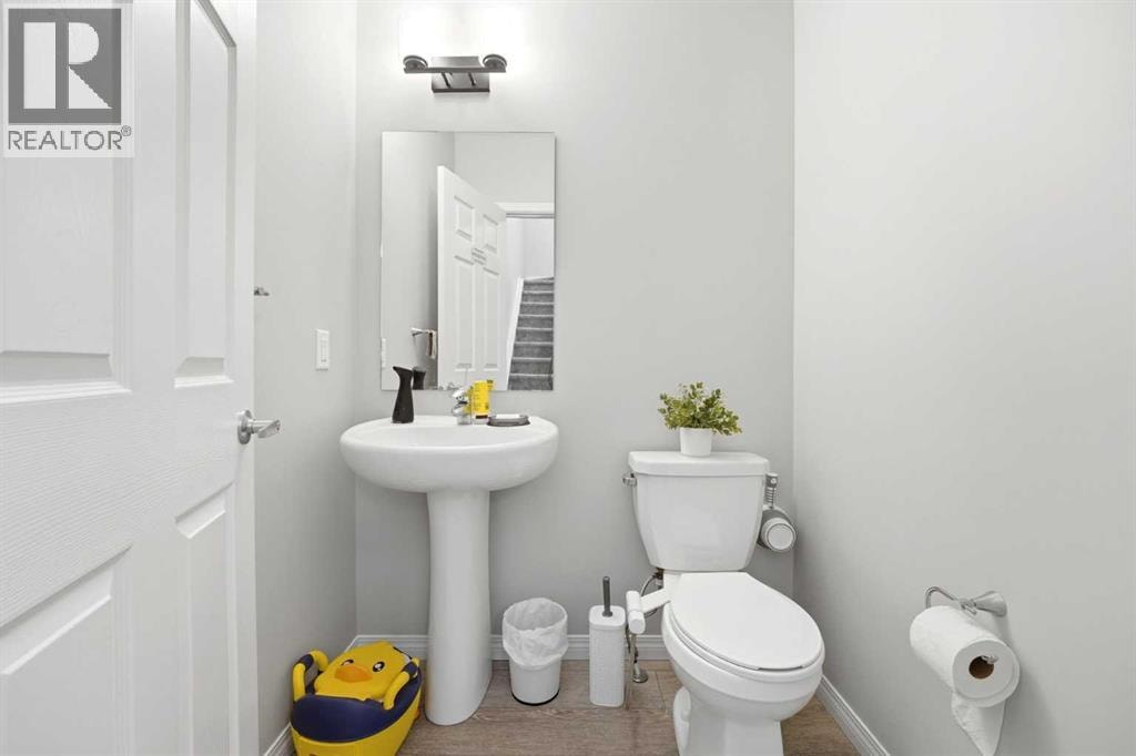 121 Carringvue Park NW — photo 10