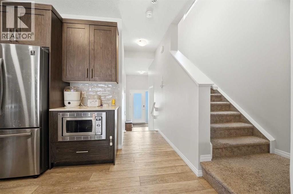 121 Carringvue Park NW — photo 4