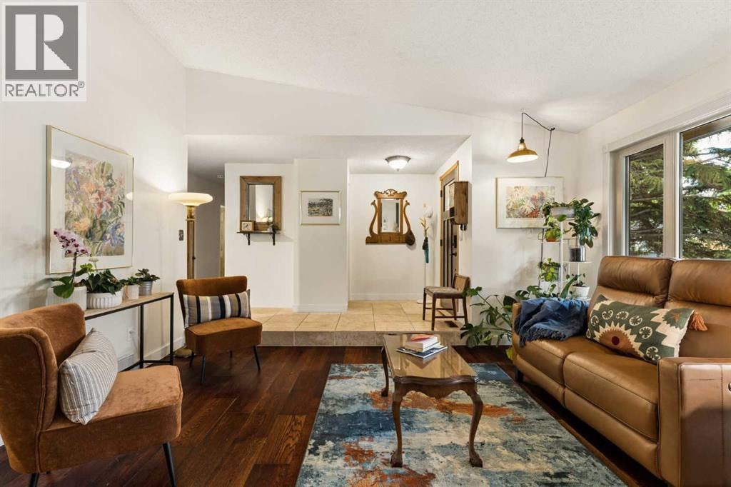 3216 Oakwood Drive SW — photo 4