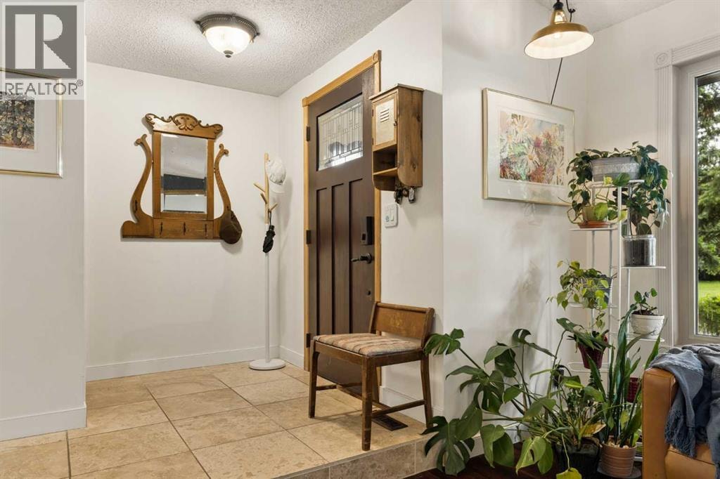 3216 Oakwood Drive SW — photo 3