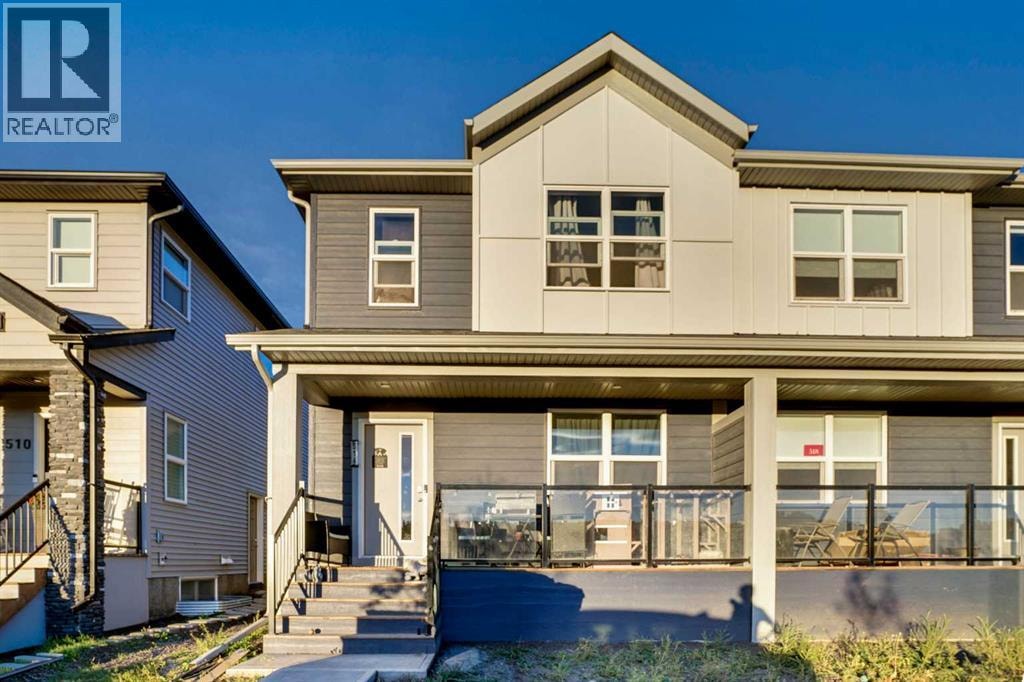 514 Wolf Willow Boulevard SE — photo 2