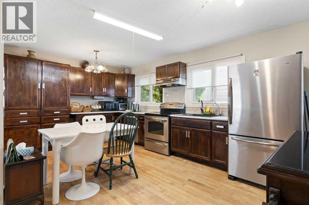 87 Hillgrove Drive SW — photo 8