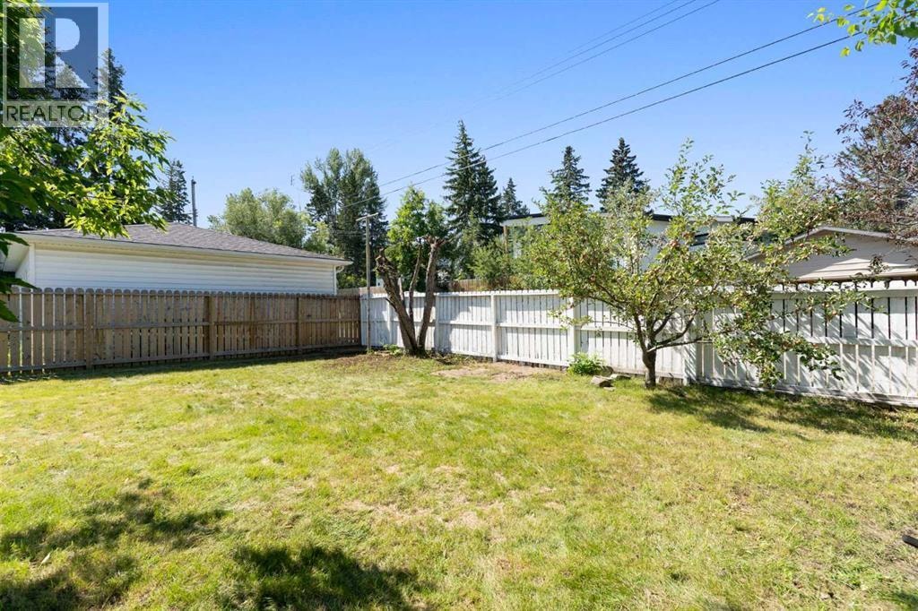 87 Hillgrove Drive SW — photo 31