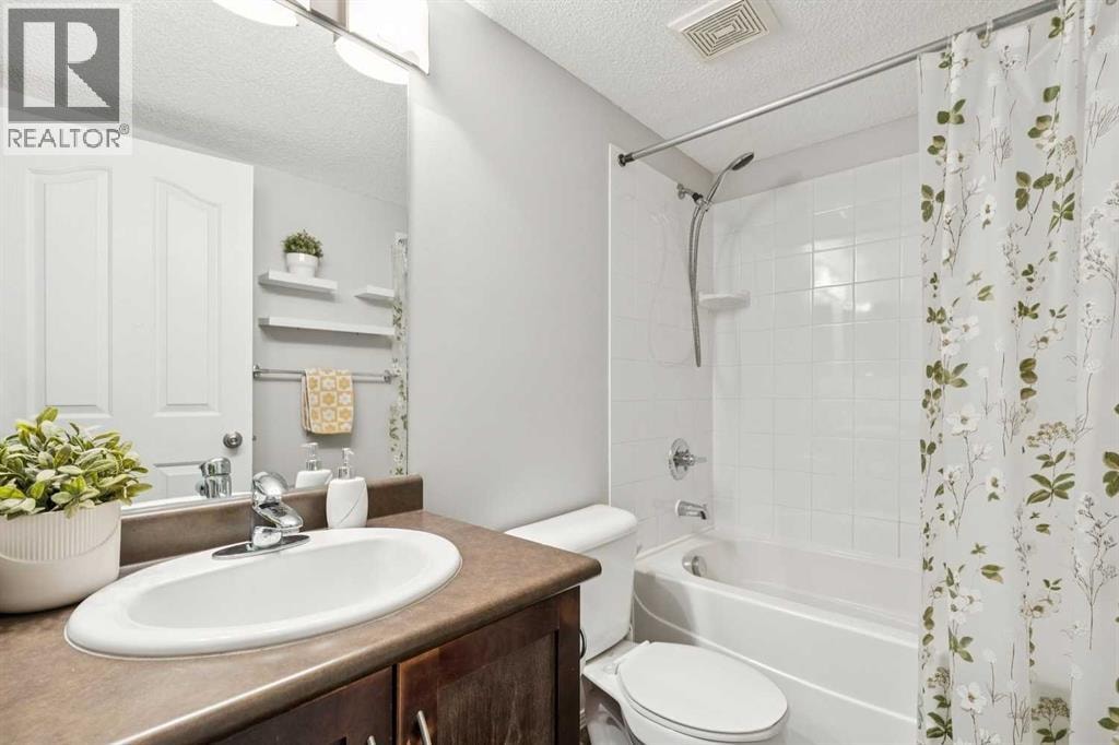 4210, 60 Panatella Street NW — photo 18