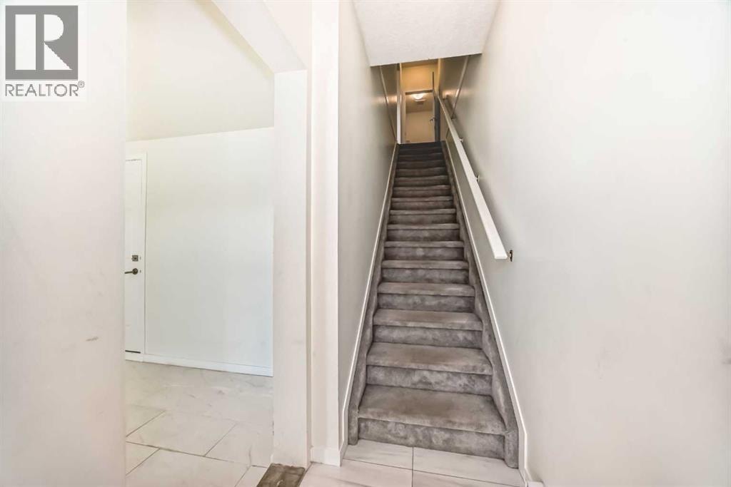 336 South Point Square SW — photo 14