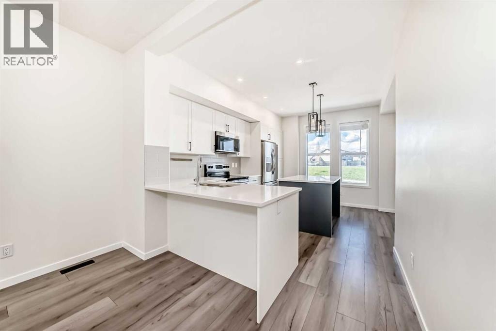 336 South Point Square SW — photo 16