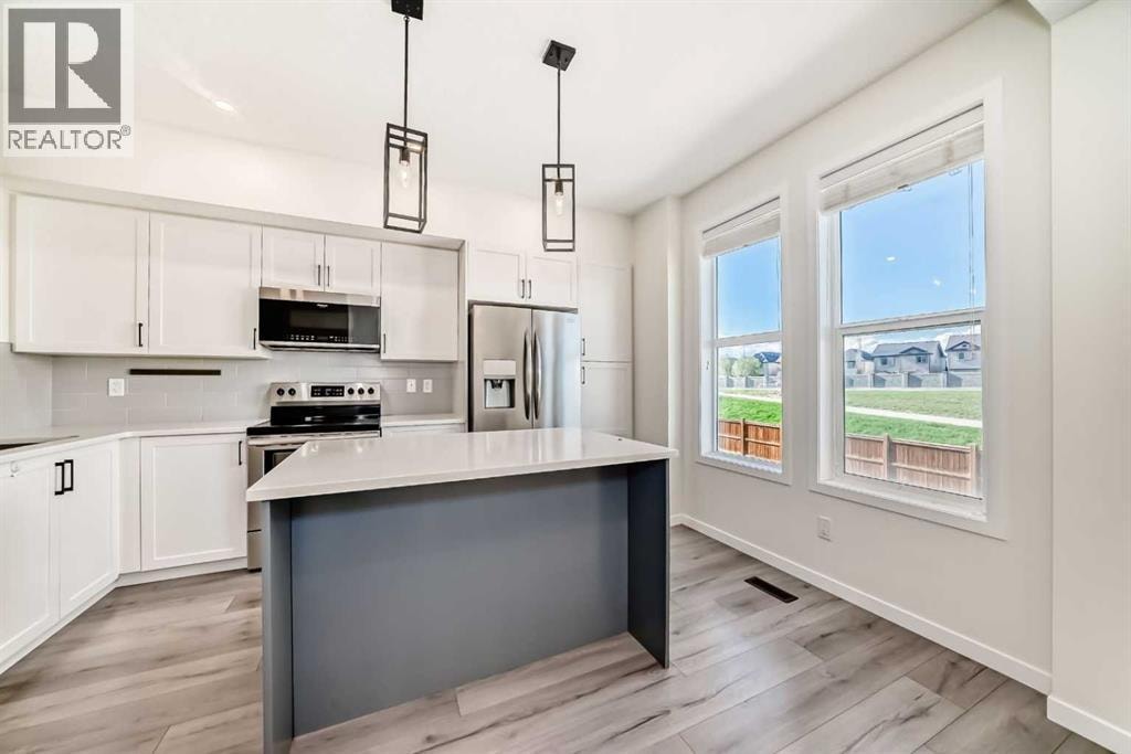 336 South Point Square SW — photo 18