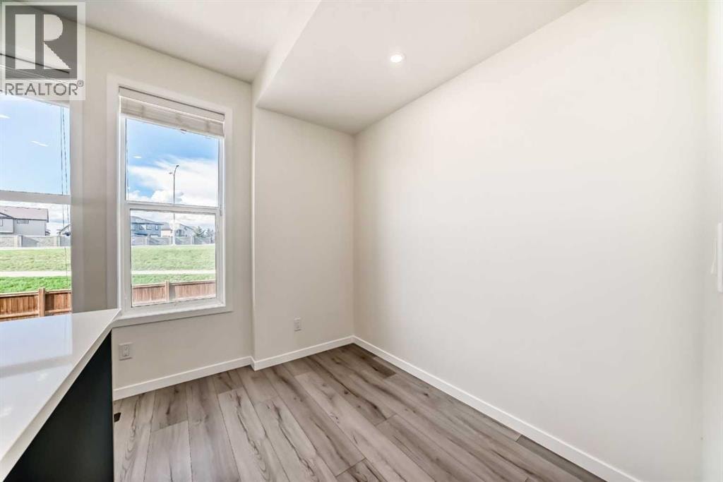 336 South Point Square SW — photo 21