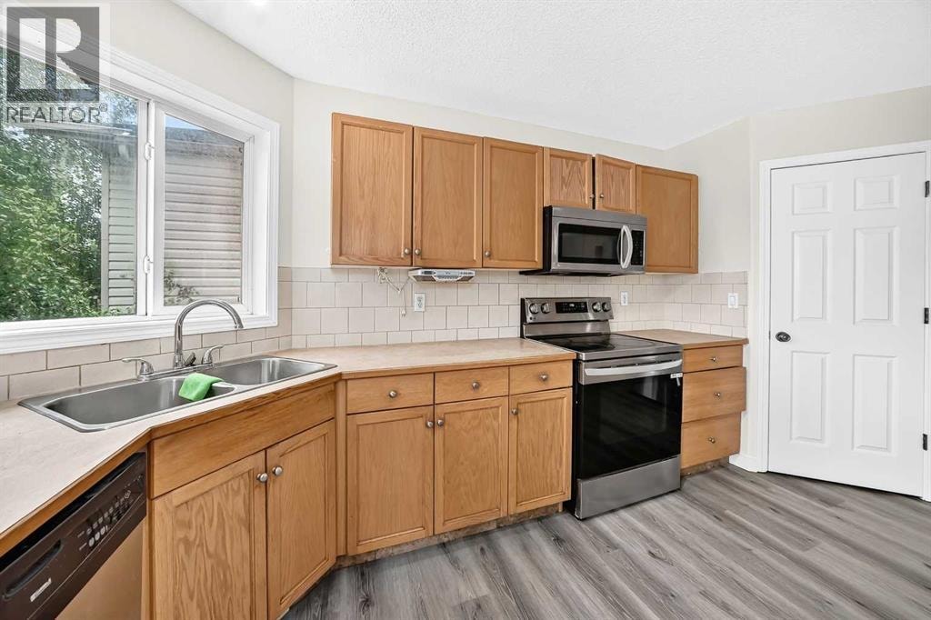 531 Stonegate Road NW — photo 9