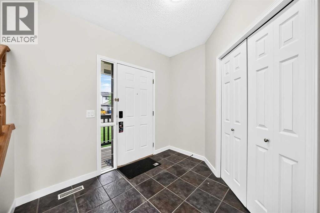 531 Stonegate Road NW — photo 3