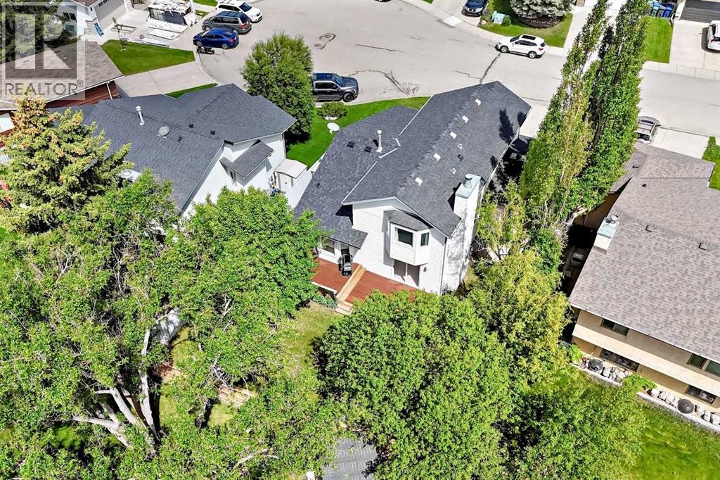 308 Downey Place — photo 3