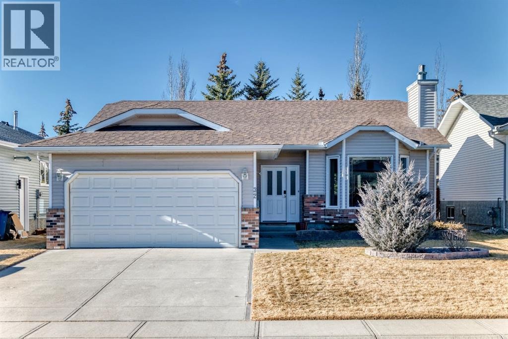 32 West Mackay Crescent — photo 35