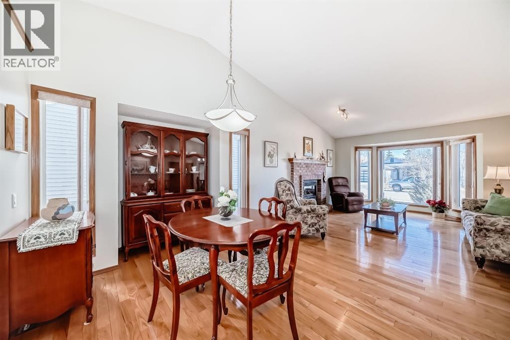 32 West Mackay Crescent — photo 7