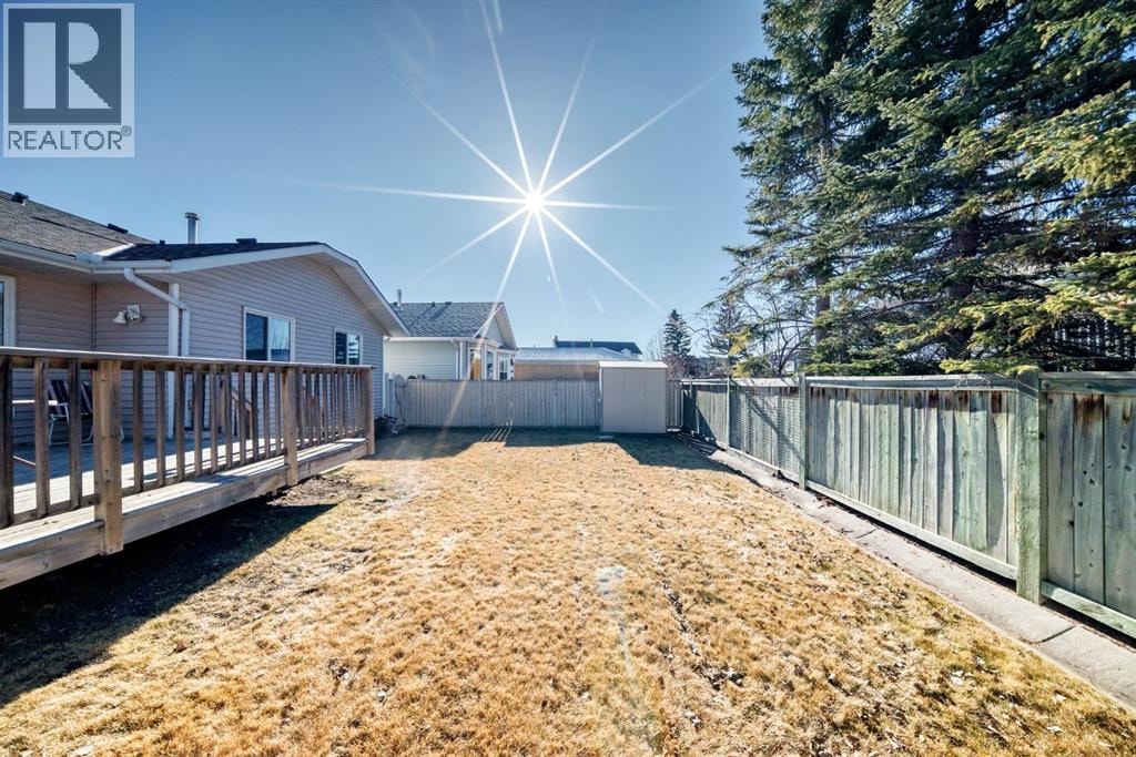 32 West Mackay Crescent — photo 30