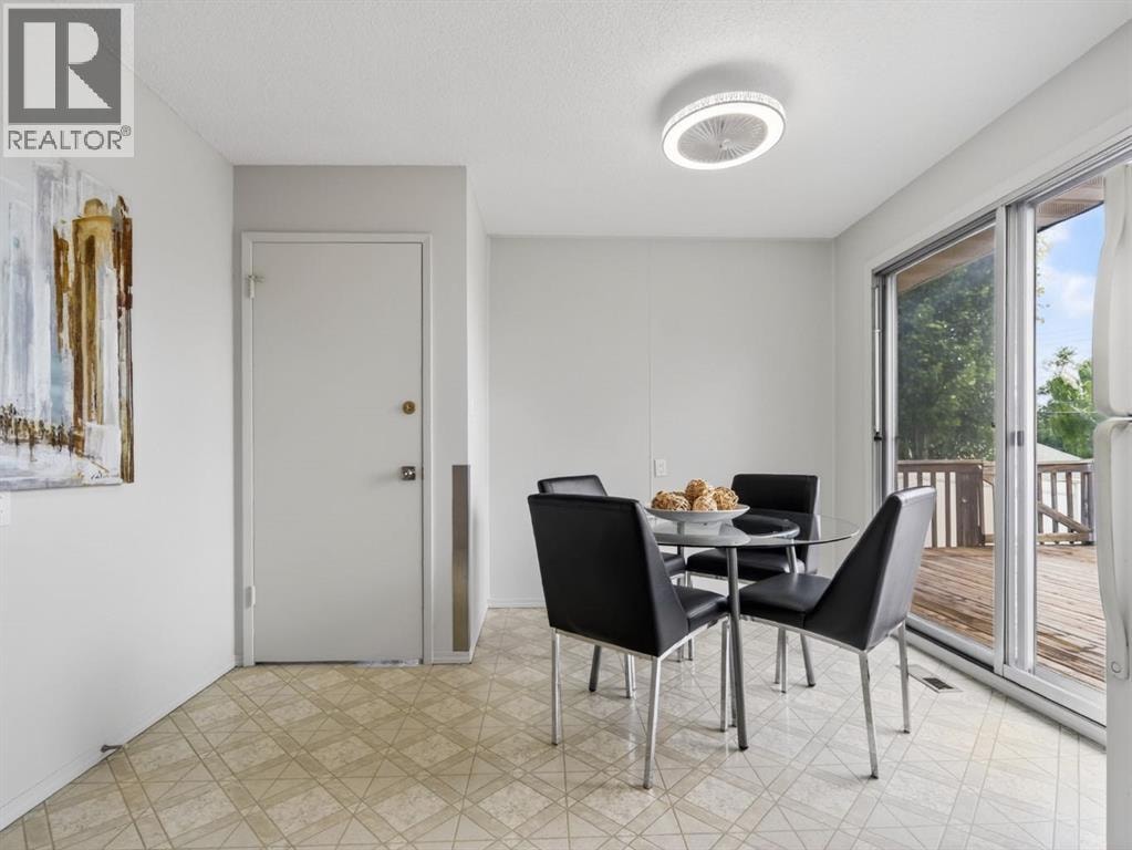 847 Raynard Crescent SE — photo 21