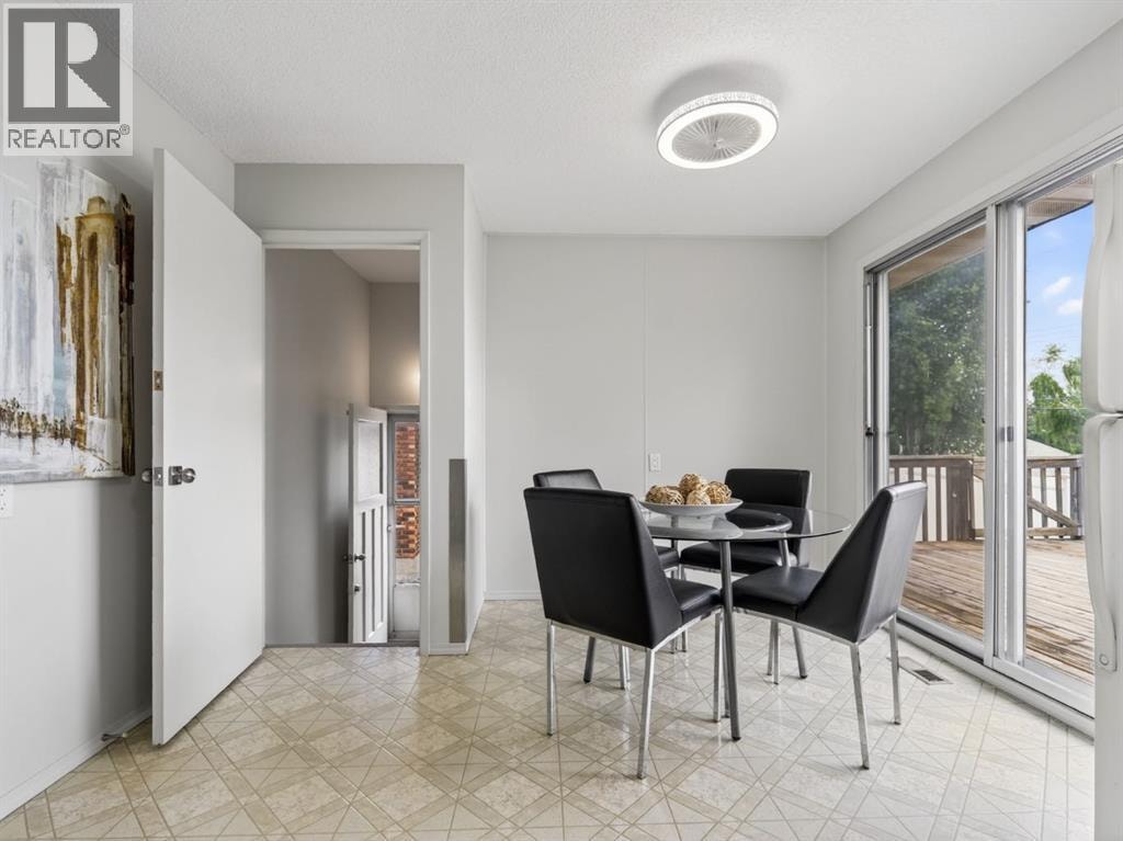 847 Raynard Crescent SE — photo 22