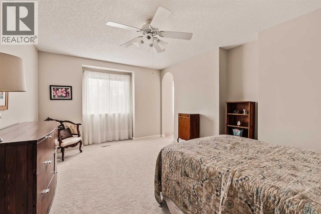 70 Patterson Close SW — photo 33