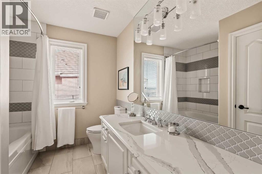 70 Patterson Close SW — photo 37
