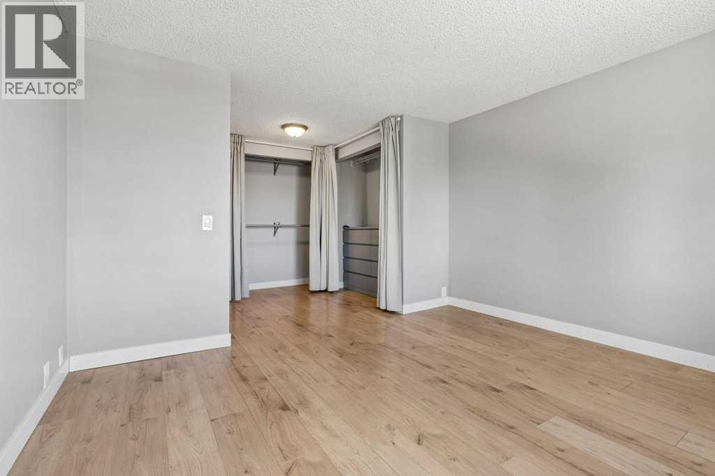 25, 5019 46 Avenue SW — photo 20