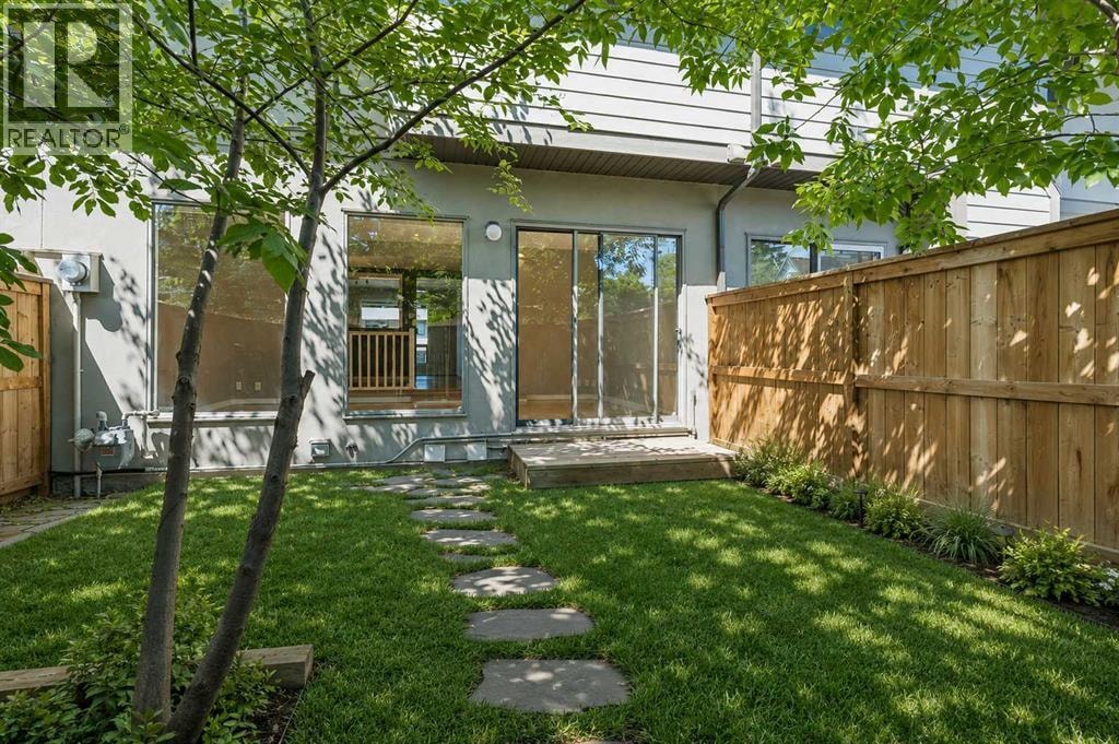 25, 5019 46 Avenue SW — photo 32