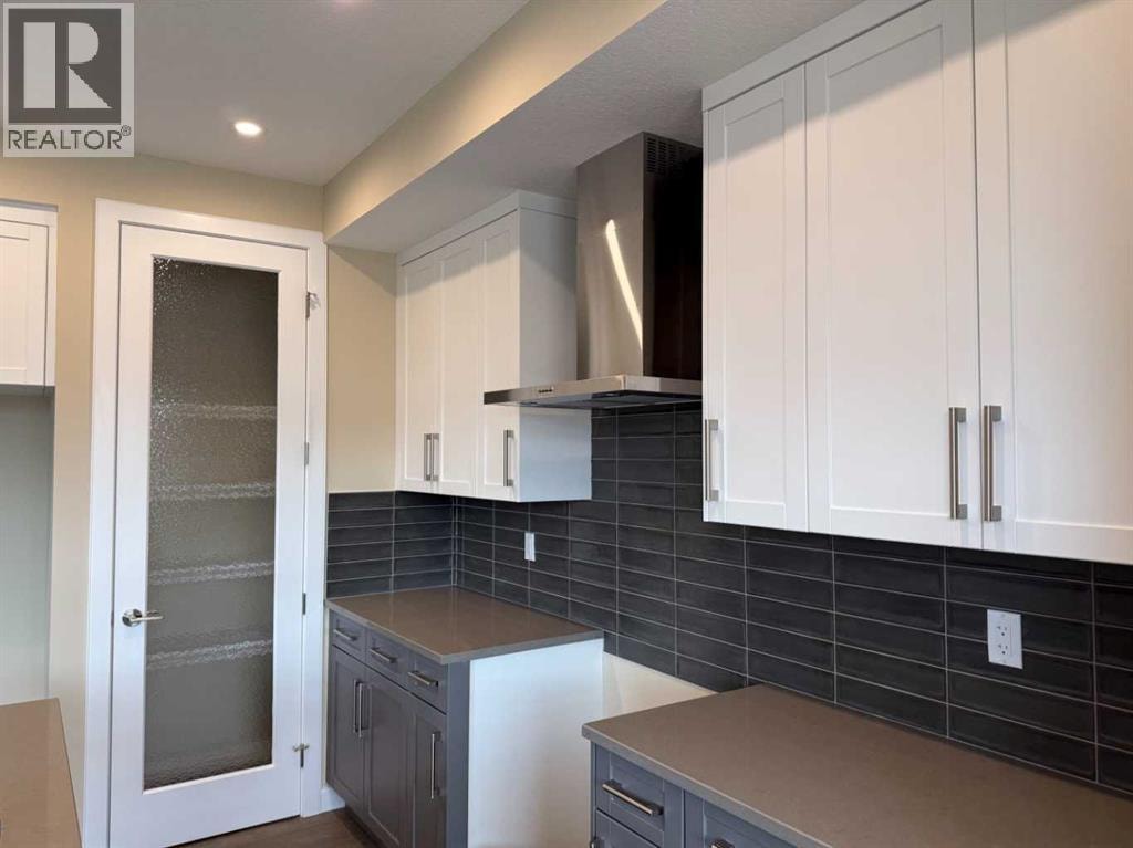 147 sundown Crescent — photo 18
