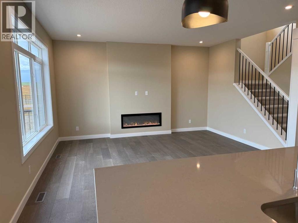 147 sundown Crescent — photo 21