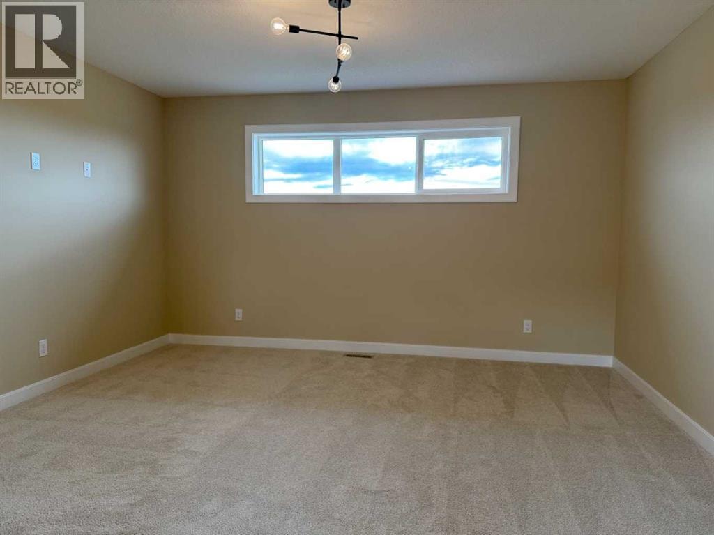 147 sundown Crescent — photo 28