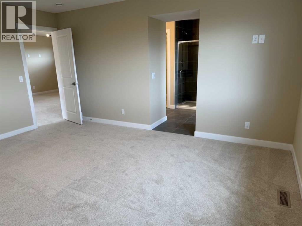 147 sundown Crescent — photo 30