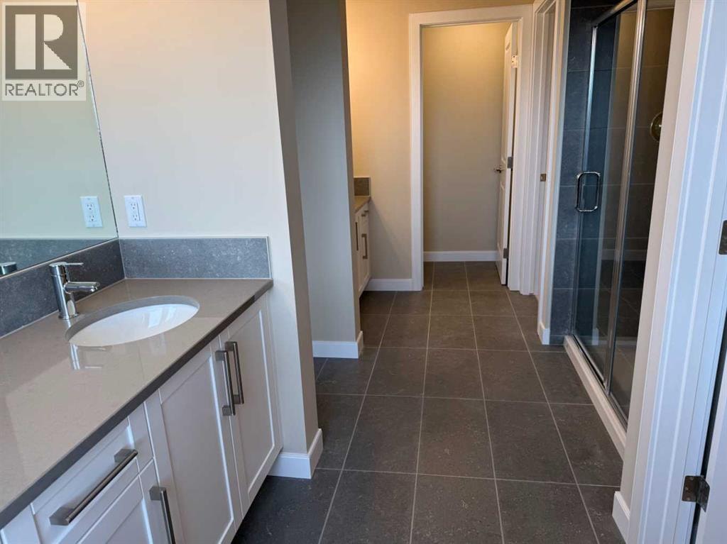 147 sundown Crescent — photo 32